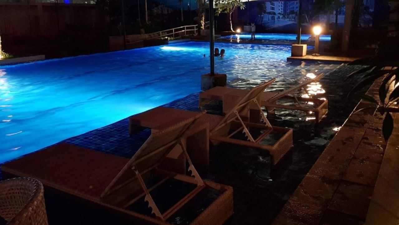 Horizon 101 A4 Near Robinson Mall Free Pool Wifi Cebu Exterior foto